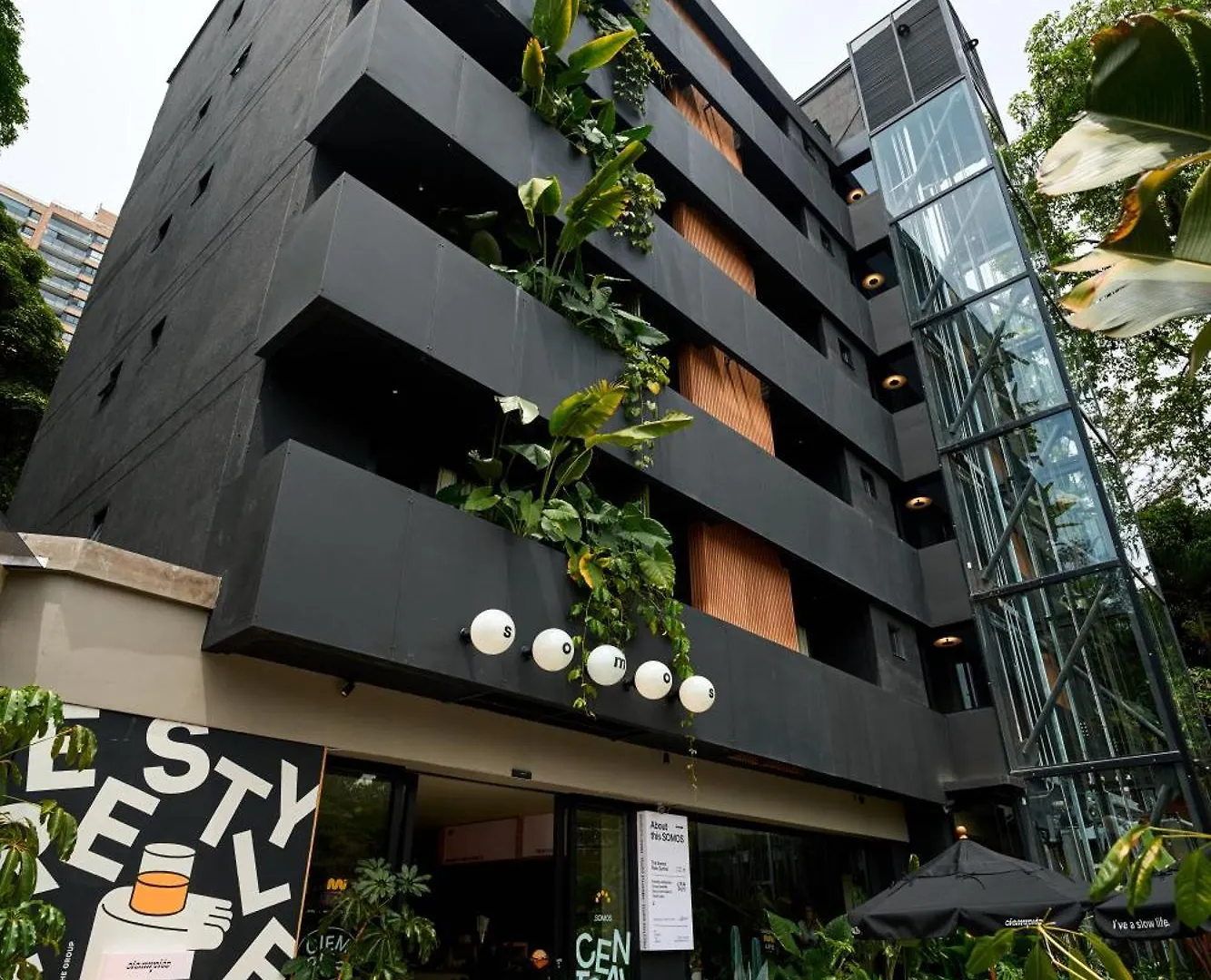 The Somos Central Hotel Poblado contacts